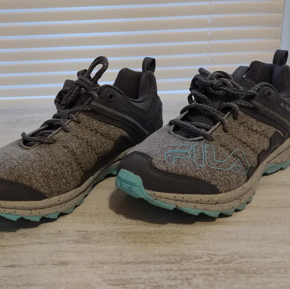 Fila all terrain women's 2025